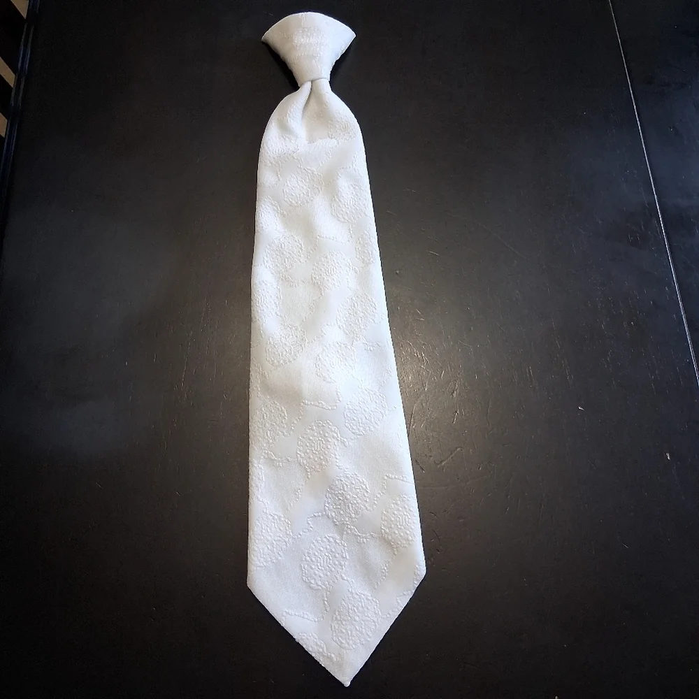 Bundle Of Men's Clip On Ties